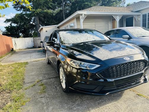 2018 Ford Fusion Hybrid SE