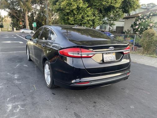 2018 Ford Fusion Hybrid SE