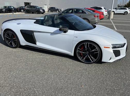 2023 Audi R8 V10 performance
