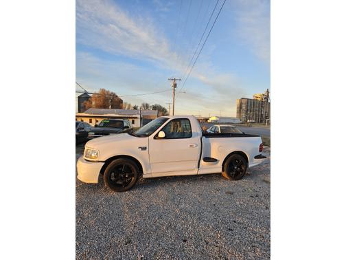 2001 Ford F-150 SVT Lightning Flareside