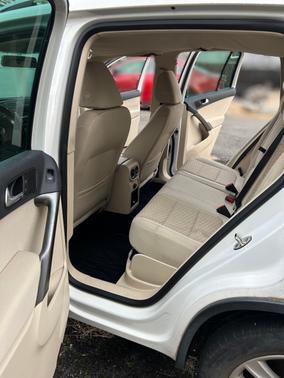 2009 Volkswagen Tiguan SE