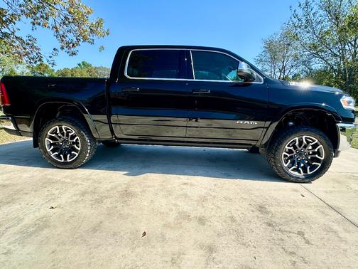 2025 RAM 1500 Longhorn