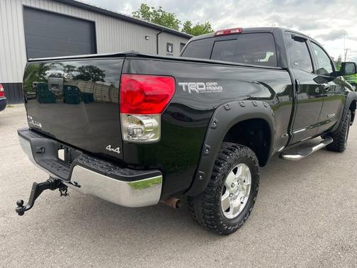 Black 2007 Toyota Tundra SR5