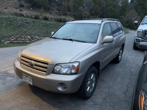 Photo 1 of 6 of 2006 Toyota Highlander Sport