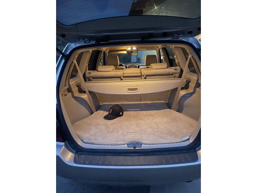 Photo 5 of 6 of 2006 Toyota Highlander Sport