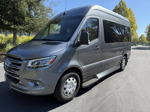 2022 Mercedes-Benz Sprinter 2500 Standard Roof