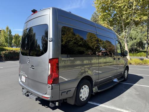 2022 Mercedes-Benz Sprinter 2500 Standard Roof