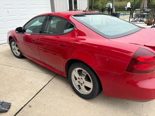 Red 2006 Pontiac Grand Prix Base