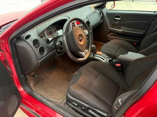 Red 2006 Pontiac Grand Prix Base