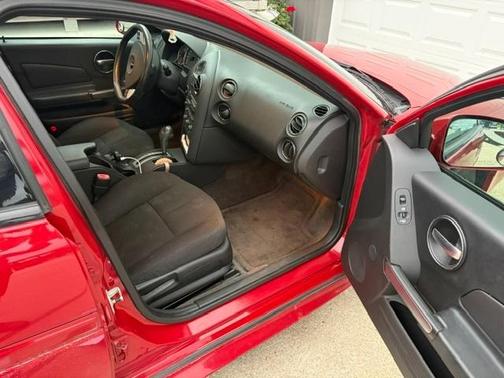 Red 2006 Pontiac Grand Prix Base
