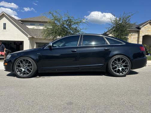 Black 2011 Audi S6 5.2 Prestige
