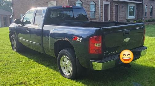 Blue 2009 Chevrolet Silverado 1500 LT Extended Cab