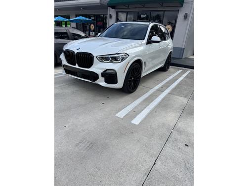 2020 BMW X5 M50i