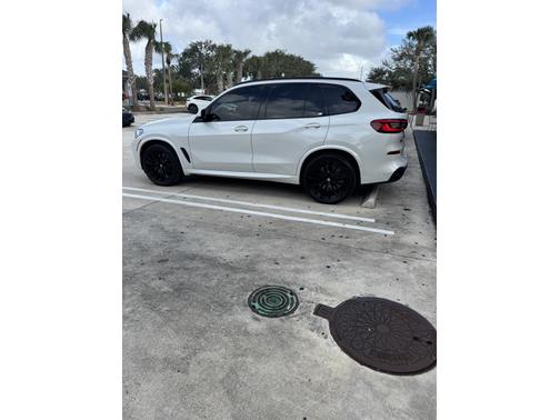2020 BMW X5 M50i