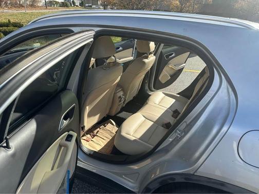 Silver 2016 Mercedes-Benz GLA-Class GLA 250 4MATIC