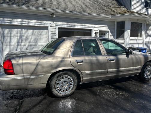2003 Mercury Grand Marquis GS
