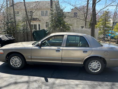 2003 Mercury Grand Marquis GS