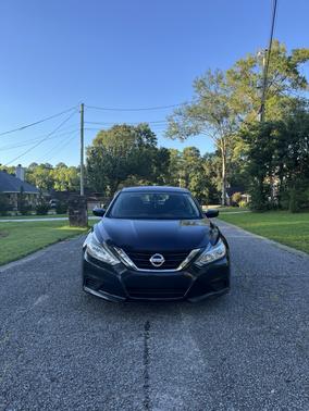 Blue 2018 Nissan Altima 2.5 S