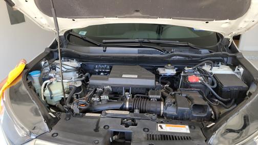 White 2018 Honda CR-V EX