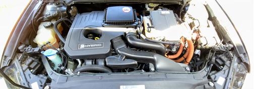 Green 2015 Ford Fusion Hybrid S