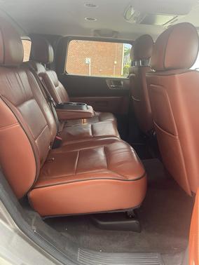 Beige 2008 Hummer H2 Base