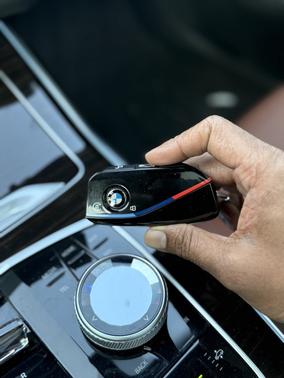 2024 BMW X7 M60i