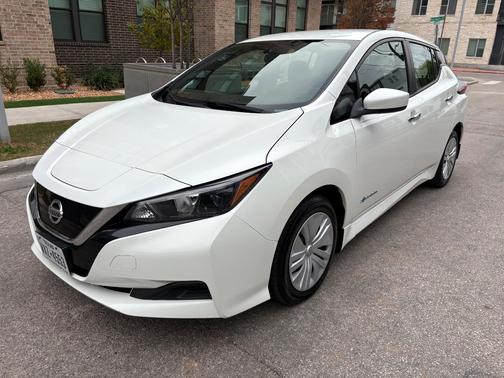2019 Nissan Leaf S