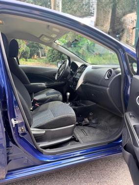 Blue 2017 Nissan Versa Note SL