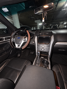 Brown 2015 Ford Explorer XLT