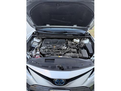 2021 Toyota Camry Hybrid LE