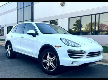 2014 Porsche Cayenne Cayenne Platinum Edition