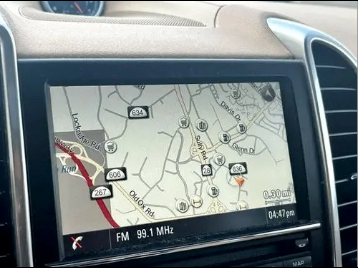 2014 Porsche Cayenne Cayenne Platinum Edition