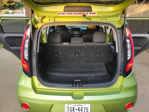 Green 2019 Kia Soul +
