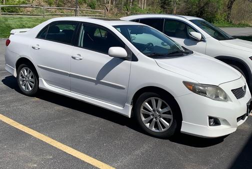 White 2010 Toyota Corolla S