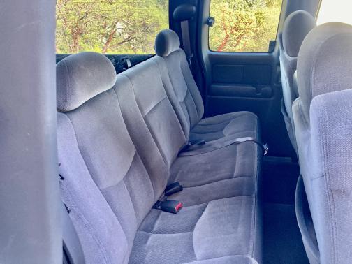 2004 GMC Sierra 2500 SLE H/D Extended Cab