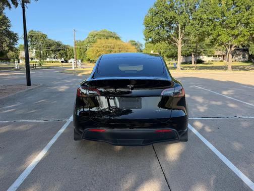 Black 2023 Tesla Model Y Long Range