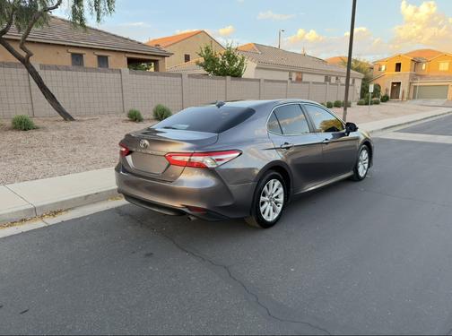 2020 Toyota Camry LE