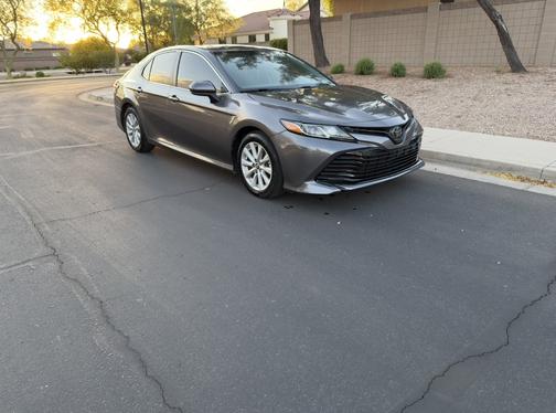 2020 Toyota Camry LE