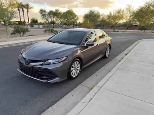 2020 Toyota Camry LE