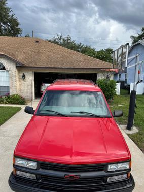 1997 Chevrolet Tahoe Base