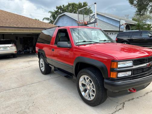 1997 Chevrolet Tahoe Base