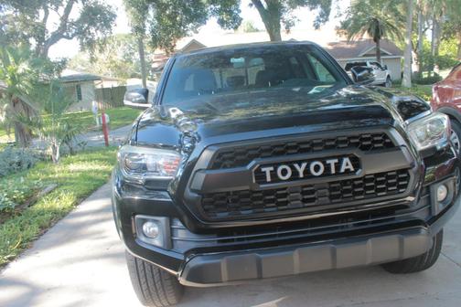 Black 2016 Toyota Tacoma TRD Off Road