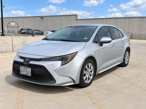 Silver 2021 Toyota Corolla LE