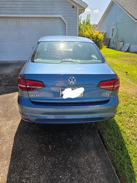 Blue 2017 Volkswagen Jetta 1.4T S