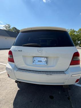 White 2011 Mercedes-Benz GLK-Class GLK 350