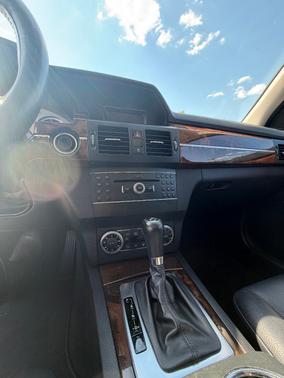 White 2011 Mercedes-Benz GLK-Class GLK 350