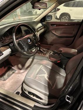 2003 BMW 330 i