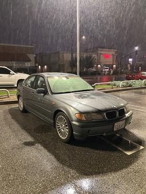 2003 BMW 330 i