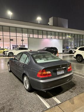 2003 BMW 330 i