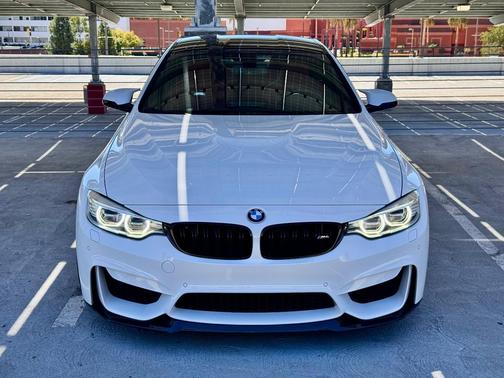 White 2015 BMW M4 Base